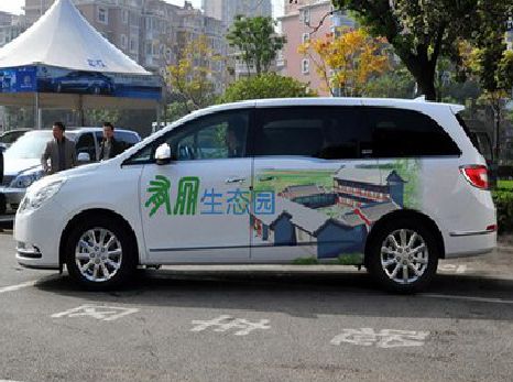 邵武户外车贴喷绘如何保持效果?